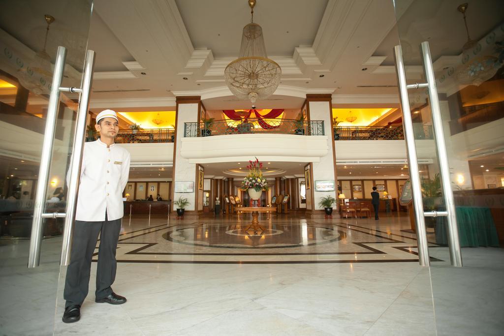 ג'ורג' טאון Gurney Bay Hotel, A Parkroyal Partner Hotel מראה חיצוני תמונה The lobby of the hotel