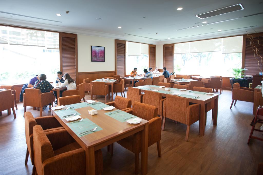 ג'ורג' טאון Gurney Bay Hotel, A Parkroyal Partner Hotel מראה חיצוני תמונה The dining room at the International House
