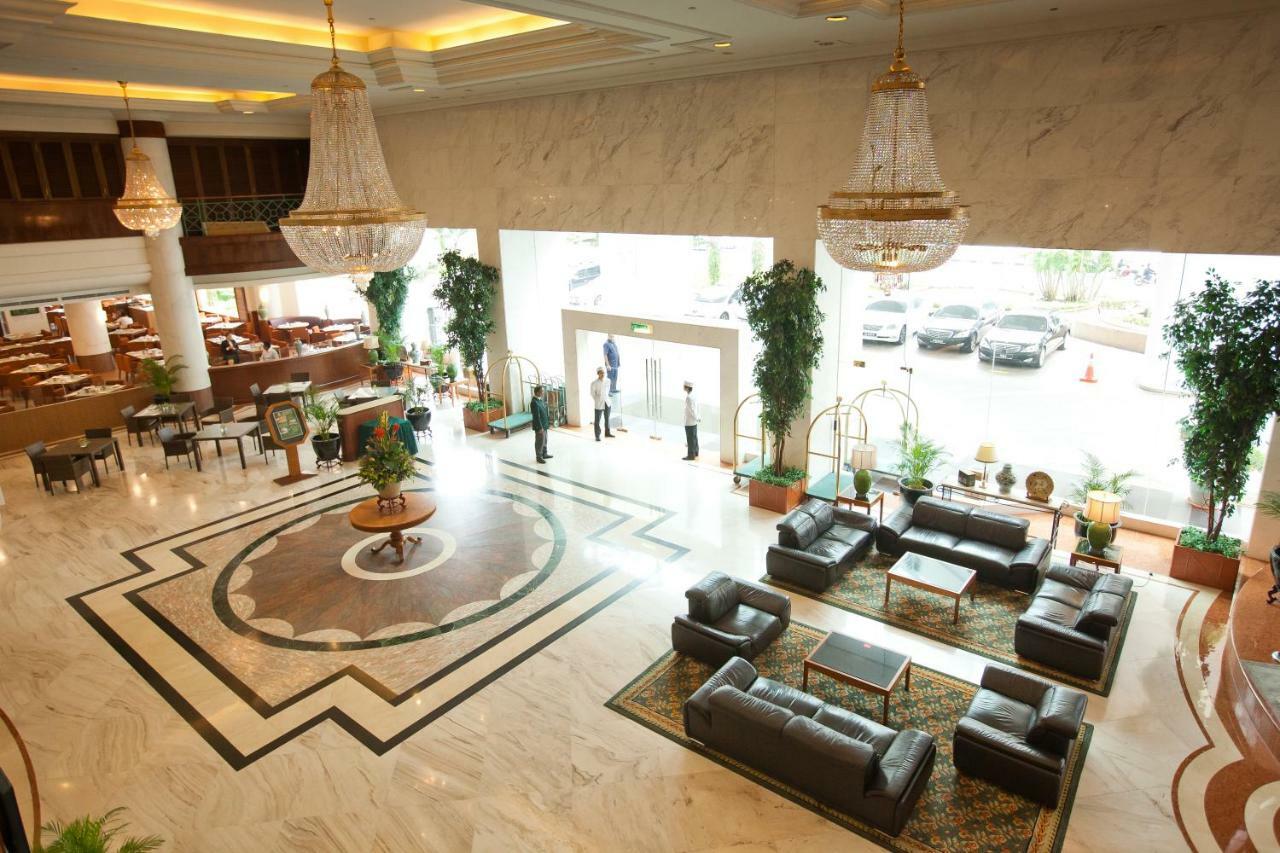 ג'ורג' טאון Gurney Bay Hotel, A Parkroyal Partner Hotel מראה חיצוני תמונה Lobby